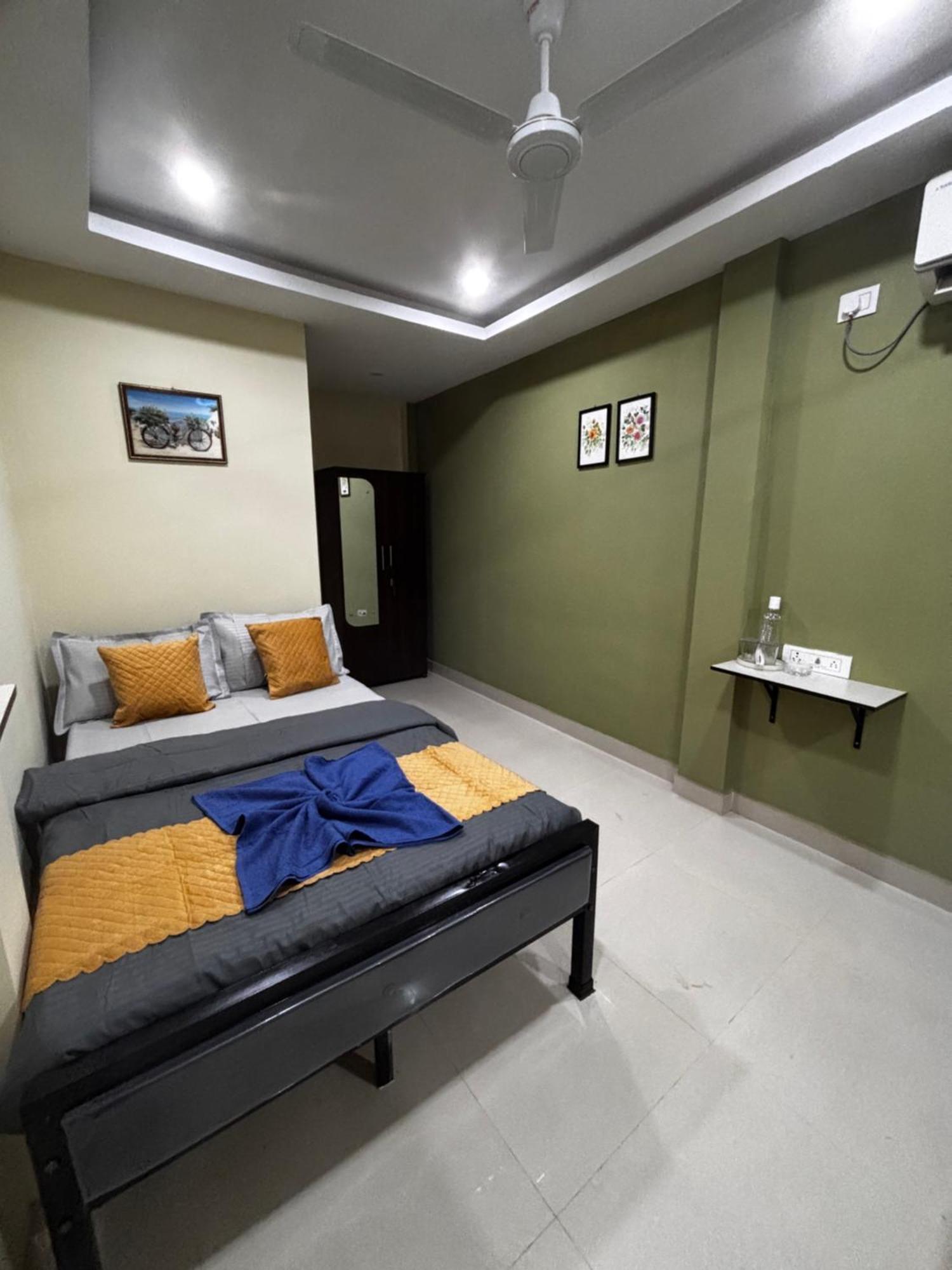 The Gulmohar Inn 구와하티 외부 사진